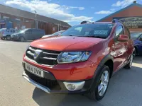 Used Dacia Sandero Ambiance 90 HP (66 kW) 2014 Red Hatchback