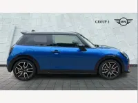 Used Mini John Cooper Works 228 HP (167 kW) 2026 Blue Hatchback