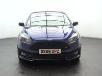 Used Ford Focus ST 185 HP (136 kW) 2016 Blue Hatchback