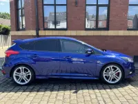 Used Ford Focus ST 185 HP (136 kW) 2016 Blue Hatchback
