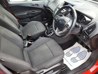 Used Ford B-MAX Titanium 120 HP (88 kW) 2013 Red MPV