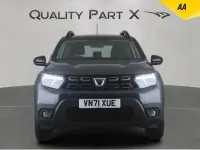 Usado Dacia Duster Comfort 91 HP (66 kW) 2022 Cinzento Citadino