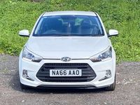 Used Hyundai i20 SE 84 HP (61 kW) 2016 White Coupe