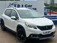 Used Peugeot 2008 Allure 120 HP (88 kW) 2016 White SUV