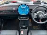 Usado Mini Cooper Hatch 154 HP (113 kW) 2024 Preto Citadino
