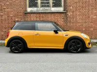 Used Mini Cooper Hatch 136 HP (100 kW) 2017 Orange Hatchback