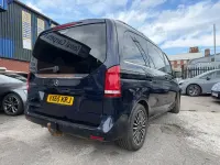 Used Mercedes V220 2015 Blue MPV