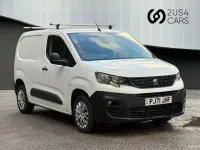 Begagnad Peugeot Partner Premium 2021 Vit Minibuss