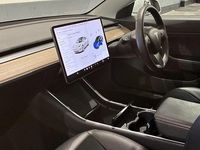 Used Tesla Model 3 Standard Range 239 kW (325 HP) 2020 White Sedan