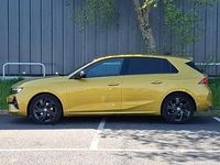 Second-hand Vauxhall Astra 130 CP (95 kW) 2023 Galben Hatchback
