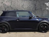 Usado Mini Cooper Hatch 134 CV (98 kW) 2023 Negro Utilitario