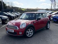 Begagnad Mini ONE Hatch 2013 Röd Halvkombi