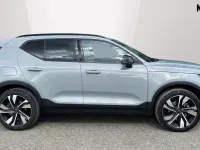 Begagnad Volvo XC40 Ultra 163 HK (119 kW) 2025 Grå SUV
