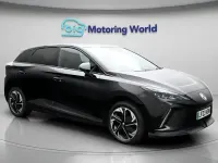 Begagnad MG MG4 EV Trophy 150 kW (204 HK) 2025 Halvkombi