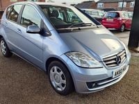 Used Mercedes A160 Classic 95 HP (69 kW) 2010 Blue Hatchback
