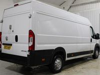 Used Vauxhall Movano 140 HP (102 kW) 2023 White MPV