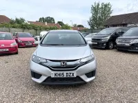 Used Honda Jazz Hybrid 122 HP (89 kW) 2015 Silver Hatchback