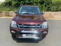 Used Isuzu Pick up 129 HP (94 kW) 2005 Red Pickup