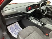 Used Vauxhall Astra Ultimate 113 kW (154 HP) 2024 Red Estate