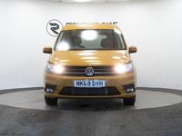 Used VW Caddy Maxi Life Life 102 HP (75 kW) 2019 Yellow MPV