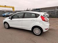 Used Ford Fiesta Style 2013 White Hatchback
