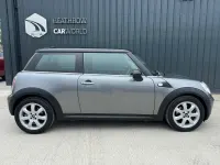 Usado Mini Cooper Hatch 122 CV (89 kW) 2010 Gris Utilitario