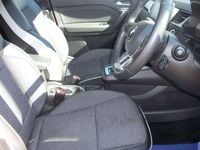 Second-hand Renault Captur Techno 143 CP (105 kW) 2023 Roșu SUV
