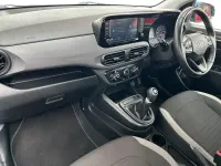 Used Hyundai i10 SE 67 HP (49 kW) 2022 Blue Hatchback