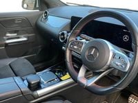 Used Mercedes GLA200 Active 150 HP (110 kW) 2021 White SUV