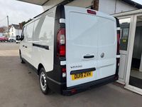 Used Vauxhall Vivaro 120 HP (88 kW) 2019 White MPV