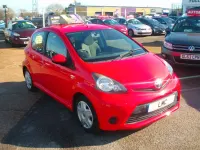 Used Toyota Aygo 68 HP (50 kW) 2014 Red Hatchback