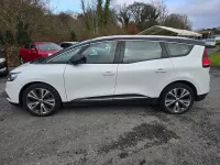 Used Renault Grand Scénic IV Dynamique 2018 White/black MPV