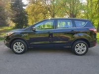 Usado Ford Kuga Zetec 120 HP (88 kW) 2017 Preto SUV