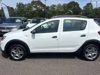 Used Dacia Sandero Lauréate 90 HP (66 kW) 2018 White Hatchback
