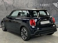 Begagnad Mini Cooper Exclusive 136 HK (100 kW) 2022 Svart Halvkombi