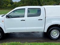 used Toyota HiLux ACTIVE 4X4 D 4D DCB