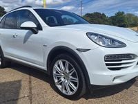 Used Porsche Cayenne 245 HP (180 kW) 2013 White SUV