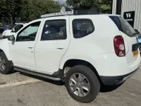 Used Dacia Duster Lauréate 110 HP (80 kW) 2016 White SUV