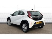 Used Toyota Aygo X PURE 72 HP (52 kW) 2024 White SUV