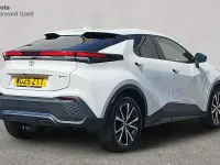 Used Toyota C-HR Design 140 HP (102 kW) 2025 Pure white SUV