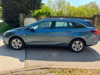 Used Vauxhall Astra Design Edition 2017 Blue Estate