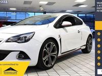 Used Vauxhall Astra GTC Edition 140 HP (102 kW) 2015 White Coupe