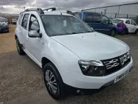 Used Dacia Duster Lauréate 2015 White SUV
