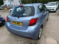 Used Toyota Yaris Active 69 HP (50 kW) 2016 Blue Hatchback