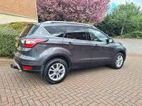 Usado Ford Kuga Titanium 150 CV (110 kW) 2018 Gris SUV
