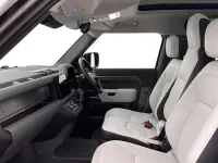 Used Land Rover Defender HSE Dynamic 350 HP (257 kW) 2024 Silver SUV