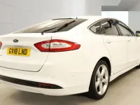 Używany Ford Mondeo Titanium 150 KM (110 kW) 2018 Biały Hatchback