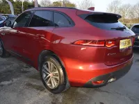 Używany Jaguar F-Pace R-Sport 180 KM (132 kW) 2017 Czerwony SUV