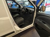 Used Fiat Doblò 90 HP (66 kW) 2015 White MPV