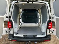 Used VW T6 Startline 150 HP (110 kW) 2017 White Van